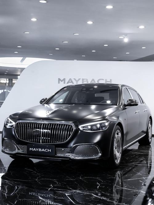 佛山125岚图汽车的售后服务让用户无忧出行，迈巴赫未来的豪华车趋势